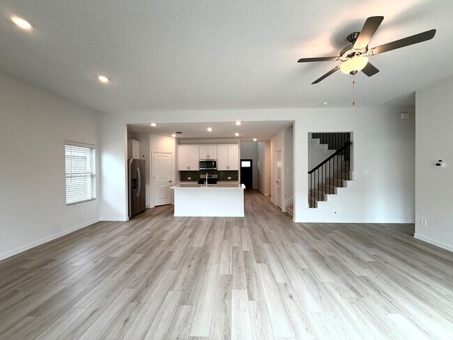Building Photo - New Construction 5 Bedrooms backs to greenbelt!