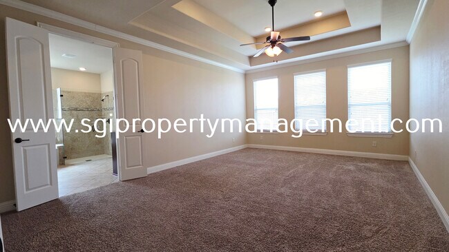 Building Photo - 201 Pasadena Trail