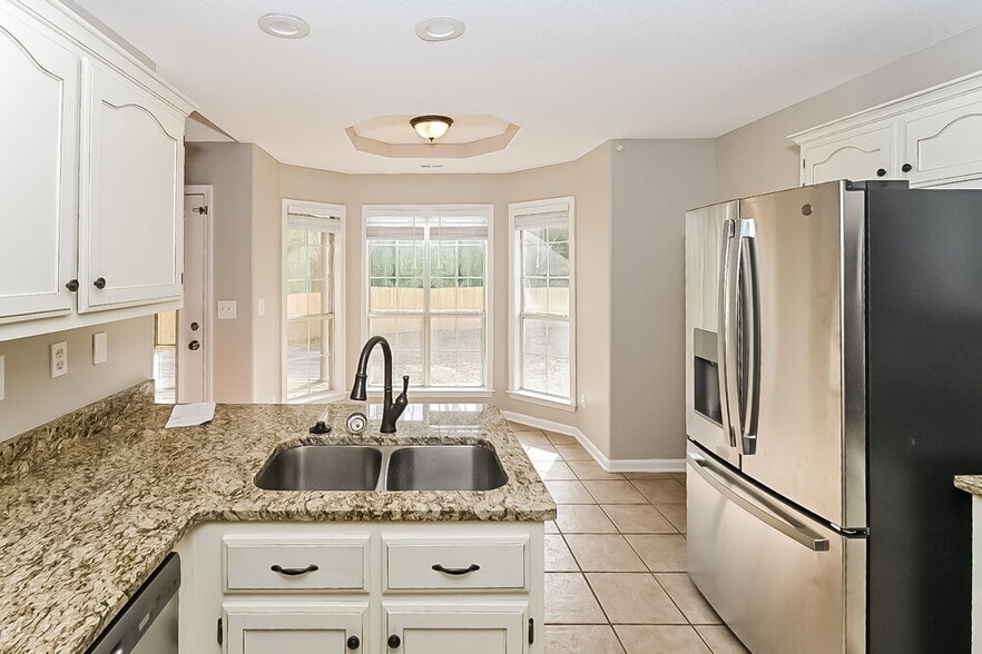 Building Photo - 1236 Biloxi St