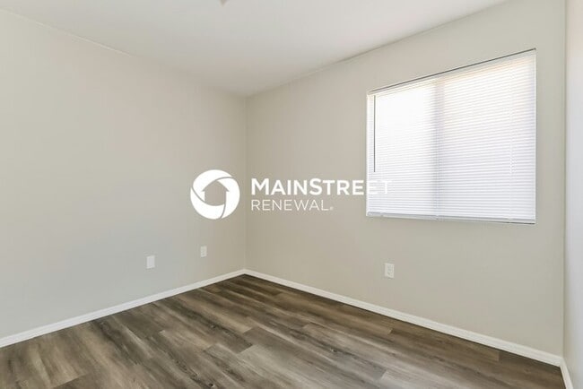 Building Photo - 3 Bedroom Pet-Friendly Home in Tucson, AZ with Main Street Renewal