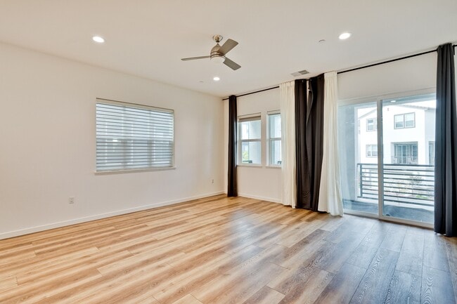 Building Photo - 2284 Solace Loop