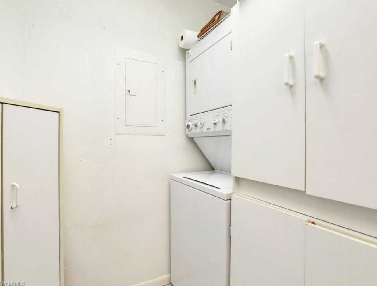 Building Photo - 7141 Golden Eagle Ct