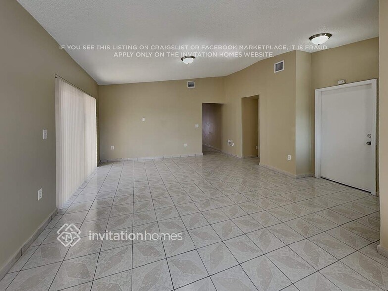 Building Photo - 5790 SW 156th Ct