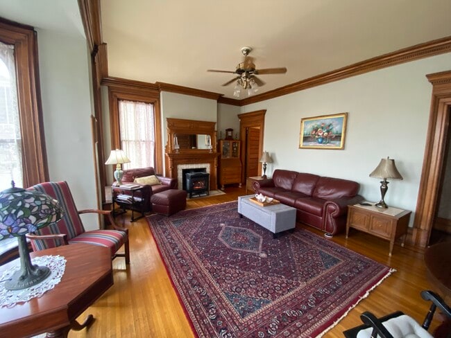 Building Photo - 182 Washington Ave