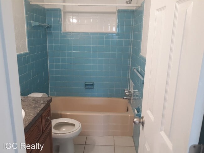 Building Photo - 3 br, 2 bath House - 907 Espanola Way