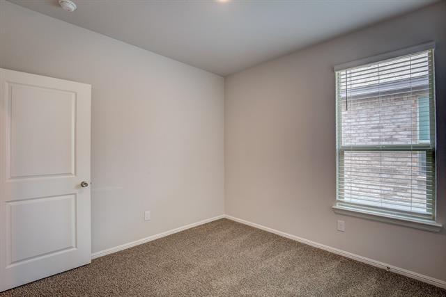 Building Photo - 8504 Wildwest Dr