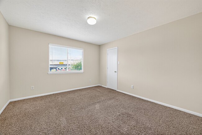 Building Photo - 4031 Clayton Bend Ct