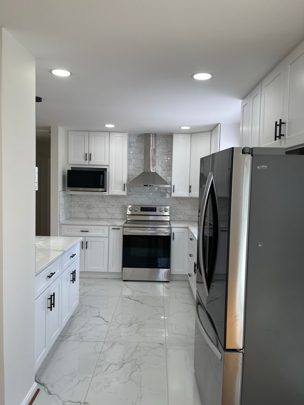 Building Photo - 6204 Greeley Blvd