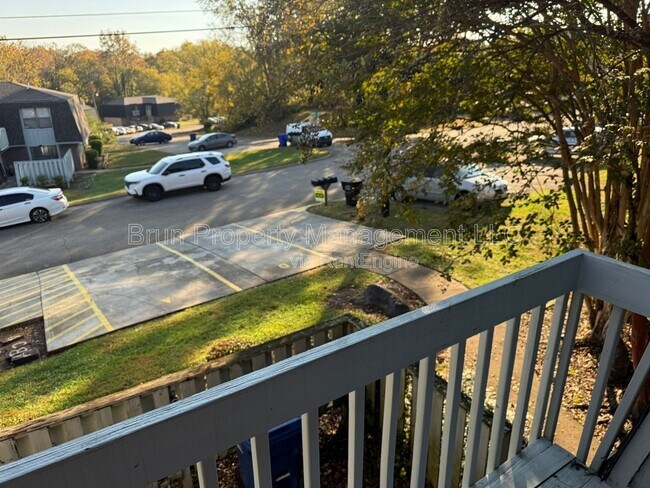 Building Photo - 505 Cross Creek Rd