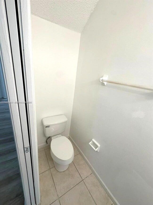 Building Photo - 4855 Palmbrooke Cir