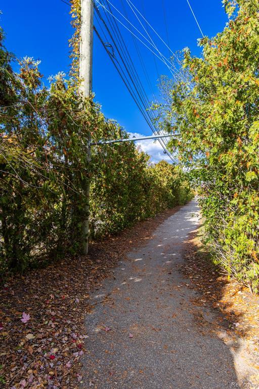 Building Photo - 116 Saber Way