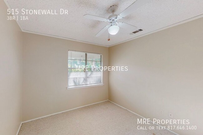 Building Photo - 515 Stonewall Dr