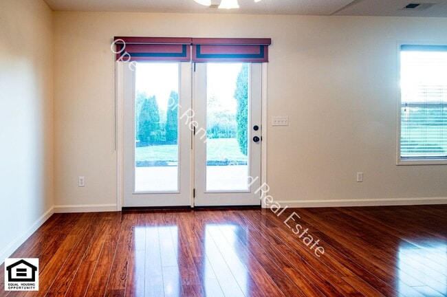 Building Photo - 12595 Shearwater Run