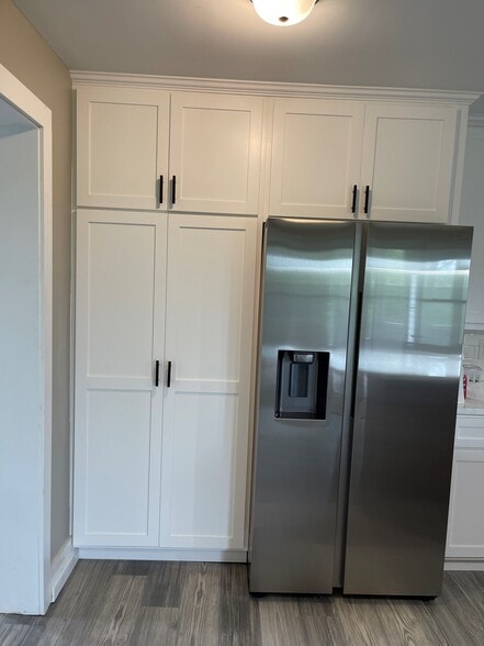 Building Photo - 24 Brooks Rd