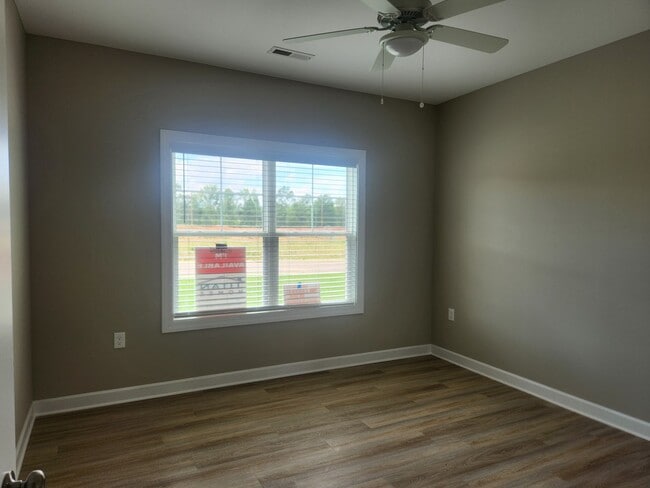 Building Photo - Brand new 3BR 3BA home in Royal Troon Subd...