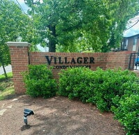 Building Photo - Updated Condo Near Vanderbilt & Belmont with Pool Access