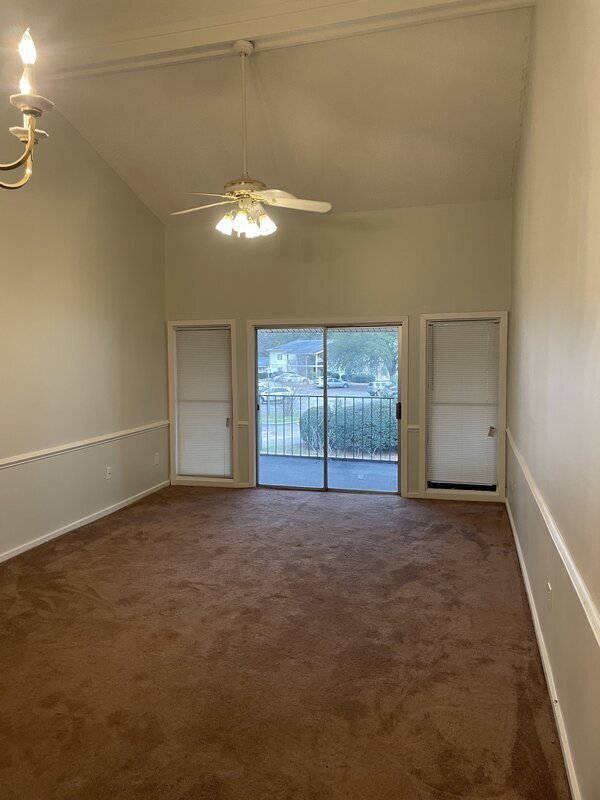 Building Photo - 1208 Bush River Rd