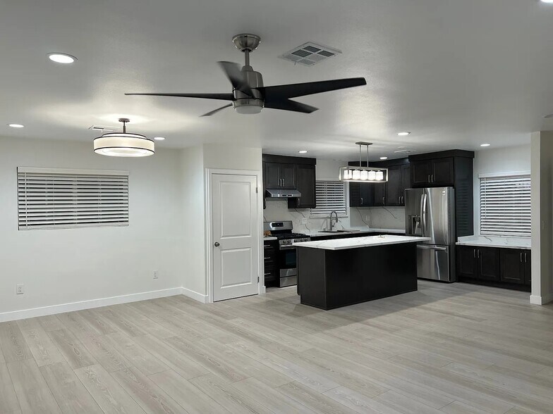 Building Photo - 8176 Dale St