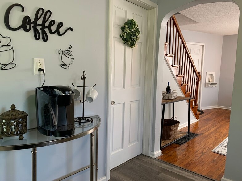 Kitchen - 412 N 9th St
