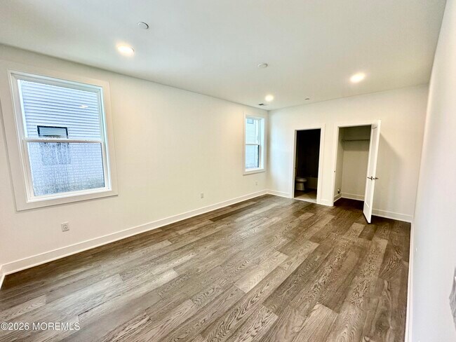 Building Photo - 50 Augustus Dr