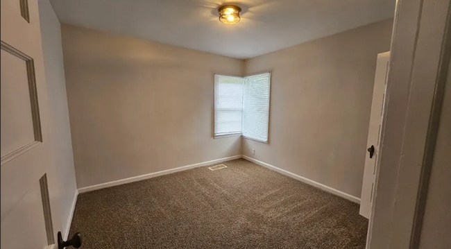 Building Photo - Mitchell 4 Plex