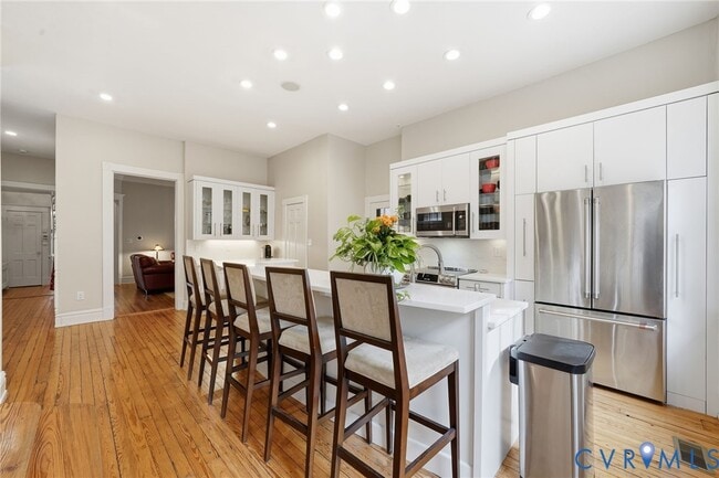 Building Photo - 2005 Stuart Ave