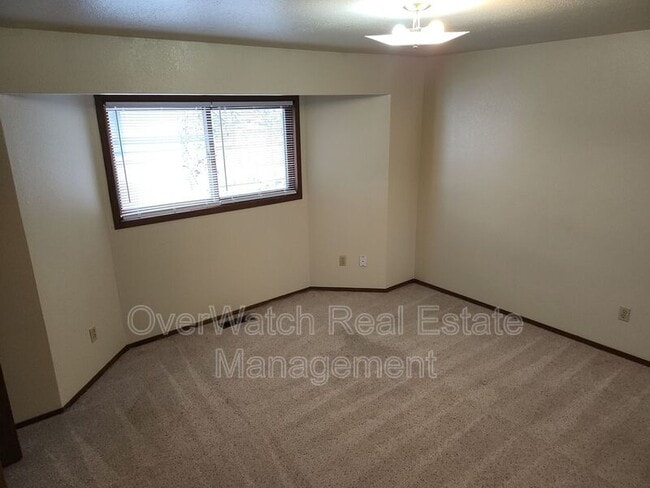 Building Photo - 167 Michael Ct