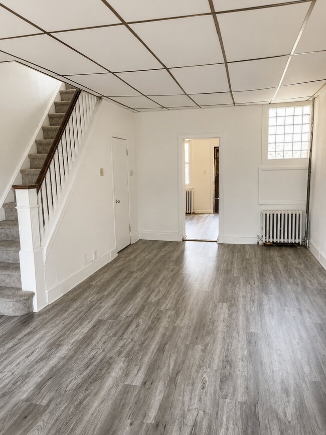 Building Photo - 3089 Weikel St