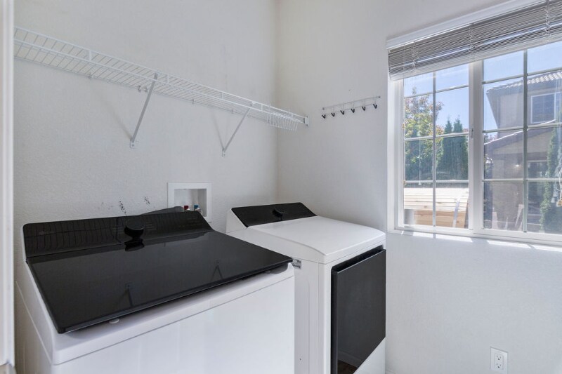 Building Photo - 8203 Mahogany Wood Ct