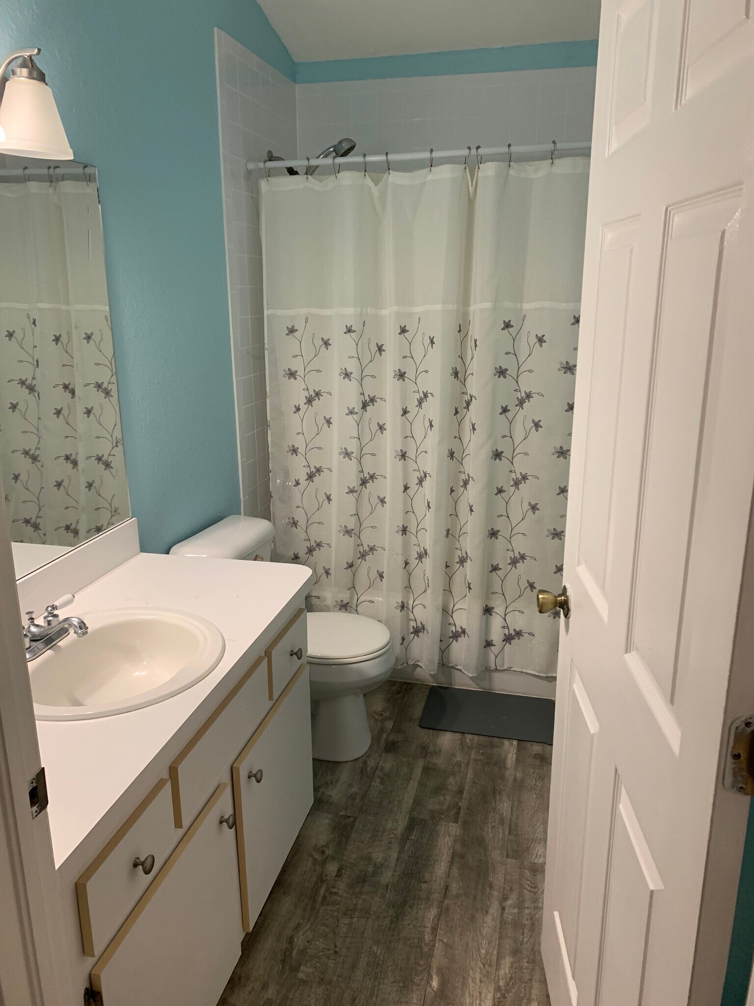 Building Photo - 634 Green Valley Rd