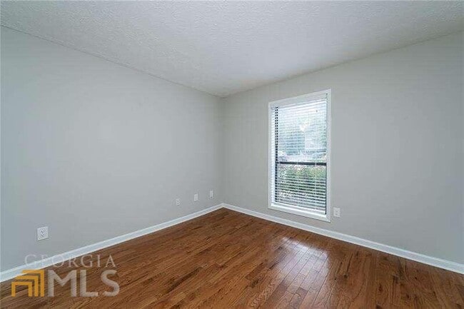 Building Photo - 306 Wynnes Ridge Cir SE