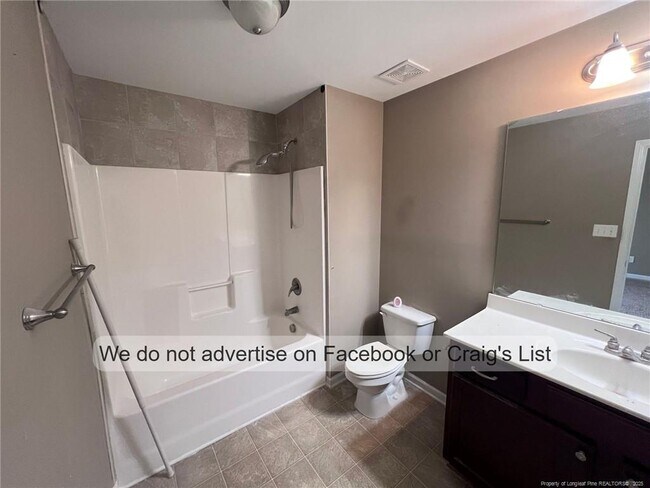 Building Photo - 2717 Altgero Ave