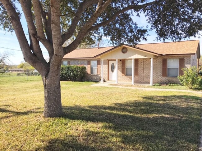 Building Photo - Ranch Style Home