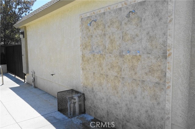 Building Photo - 2015 E Saddlewood Ln