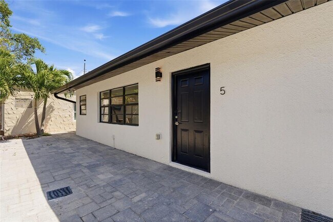 Building Photo - 113 145th Ave