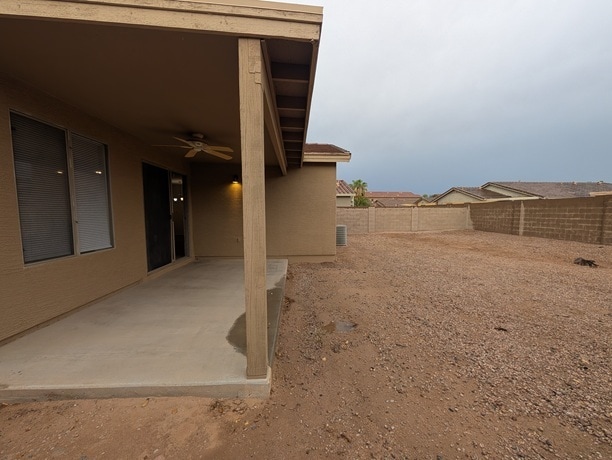Building Photo - 42384 W Bunker Dr