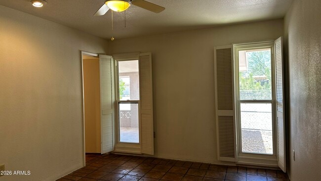 Building Photo - 14630 N Cameo Dr