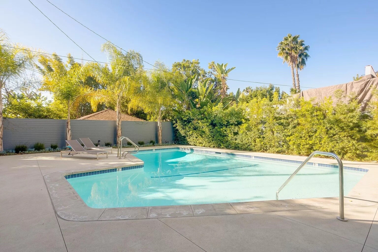 Pool - 7560 Hollywood Blvd