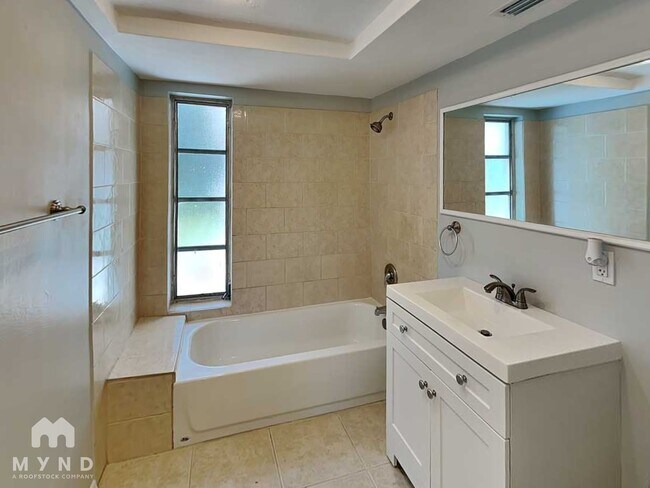 Building Photo - 3448 Norland Ct