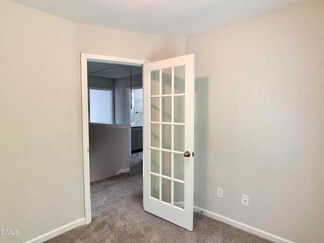 Building Photo - 131 Diploma Dr