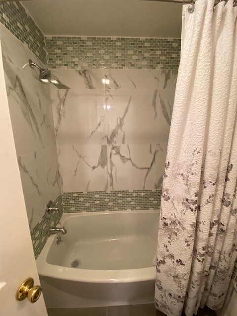 Building Photo - 2308 Schader Dr