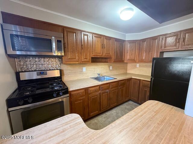 Building Photo - 82 Manor Dr
