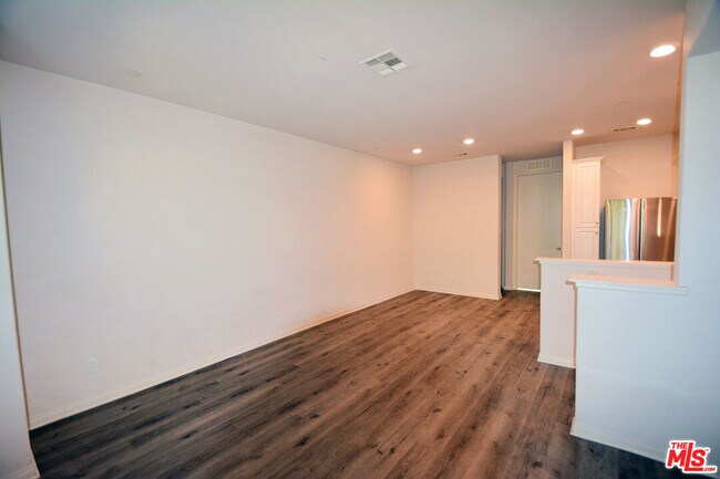 Building Photo - 14107 W Birch Ln