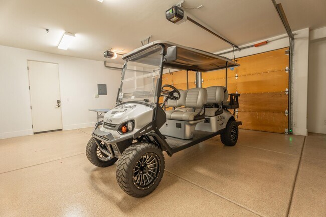 Building Photo - 54280 Affirmed Ct