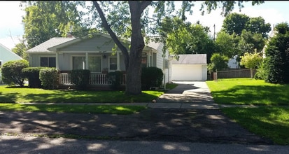 Building Photo - 1218 Duncan Ave