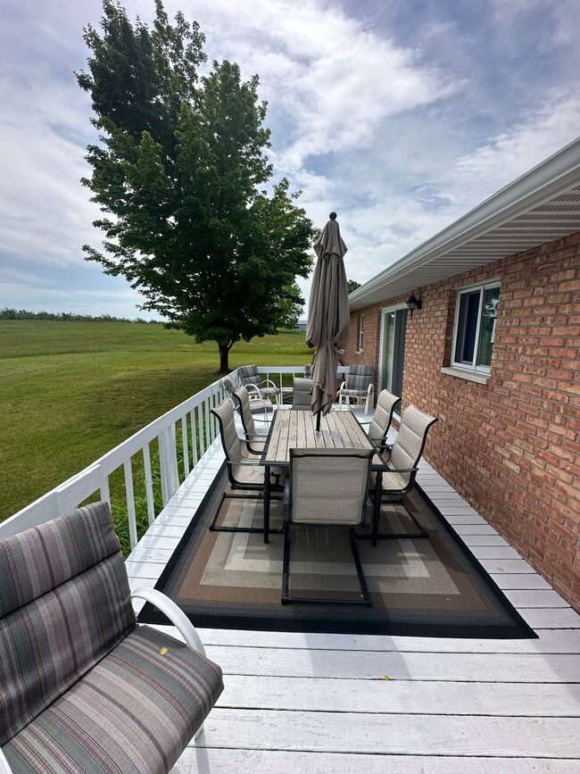 Building Photo - Find Your Slice of Serenity in the Countryside