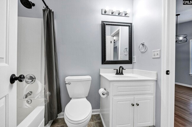 Building Photo - 116 Waverly Point Dr