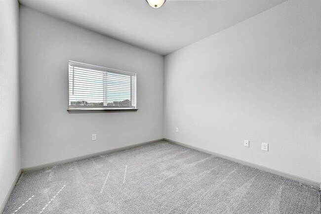 Building Photo - 5513 Charles Merle Dr.