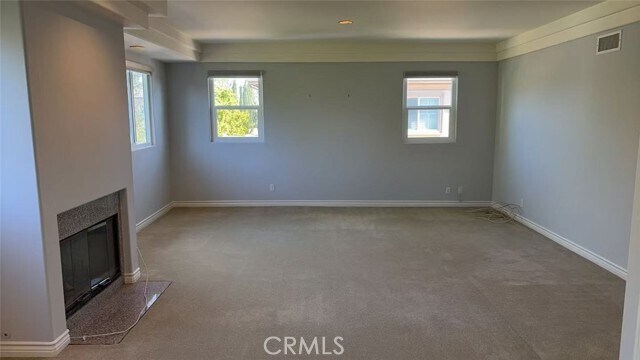 Building Photo - 11 E Rodell Pl