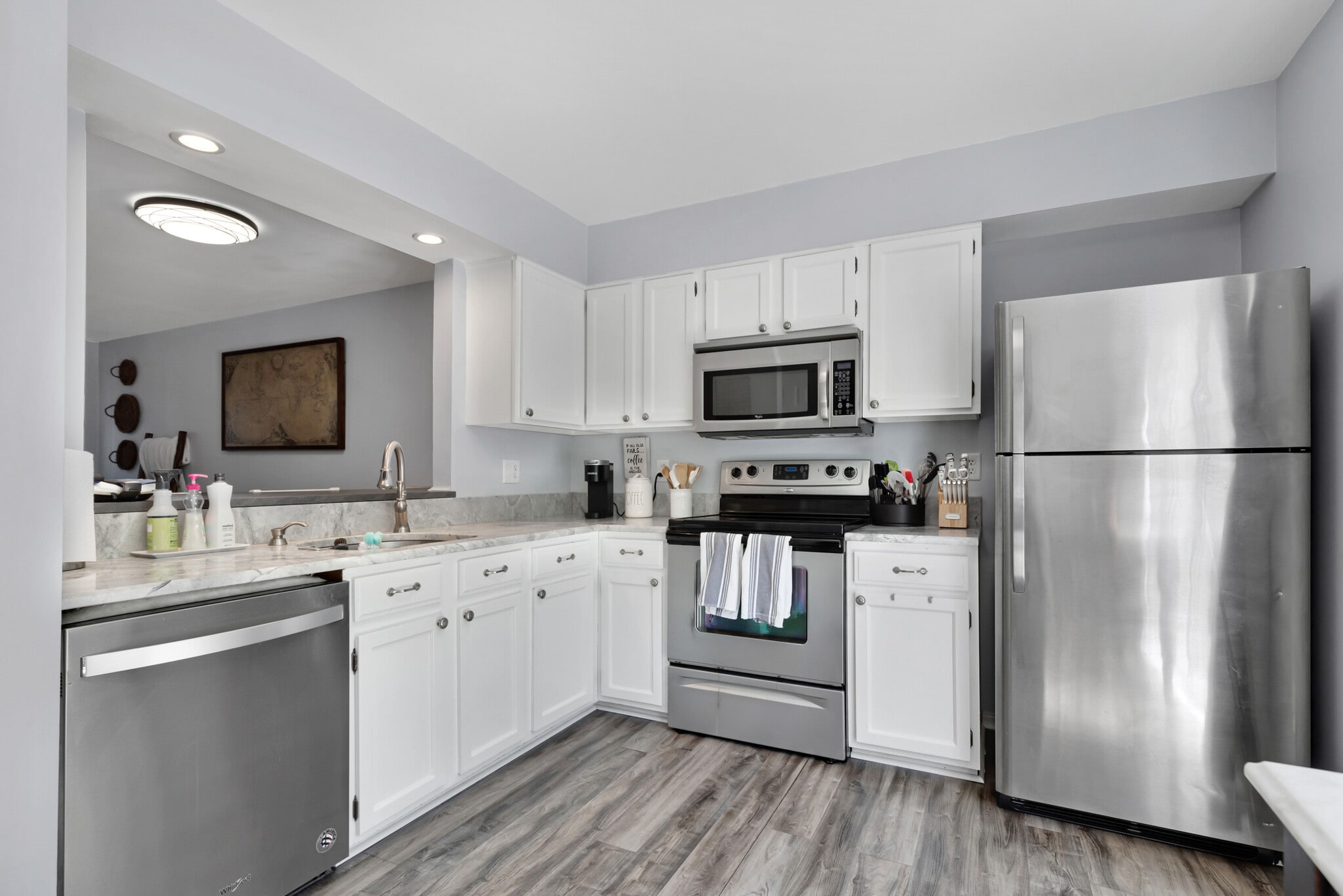 Building Photo - 6376 Chimney Wood Ct